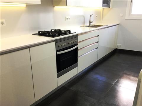 [DEMO] Piso luminoso de 3 habitaciones en el centro de Granollers