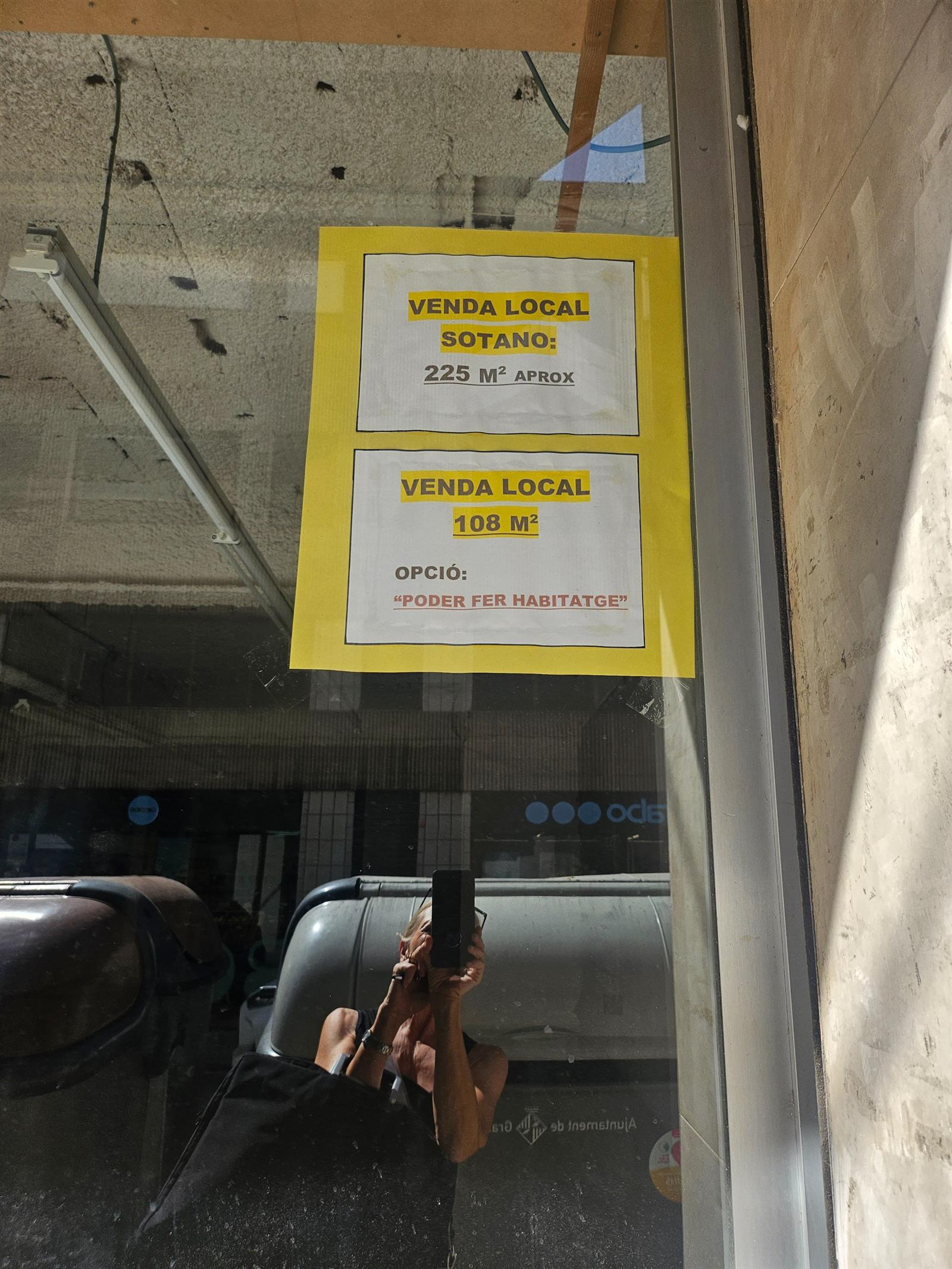 Local comercial de 132 m² en venta en Granollers · fotografía 8