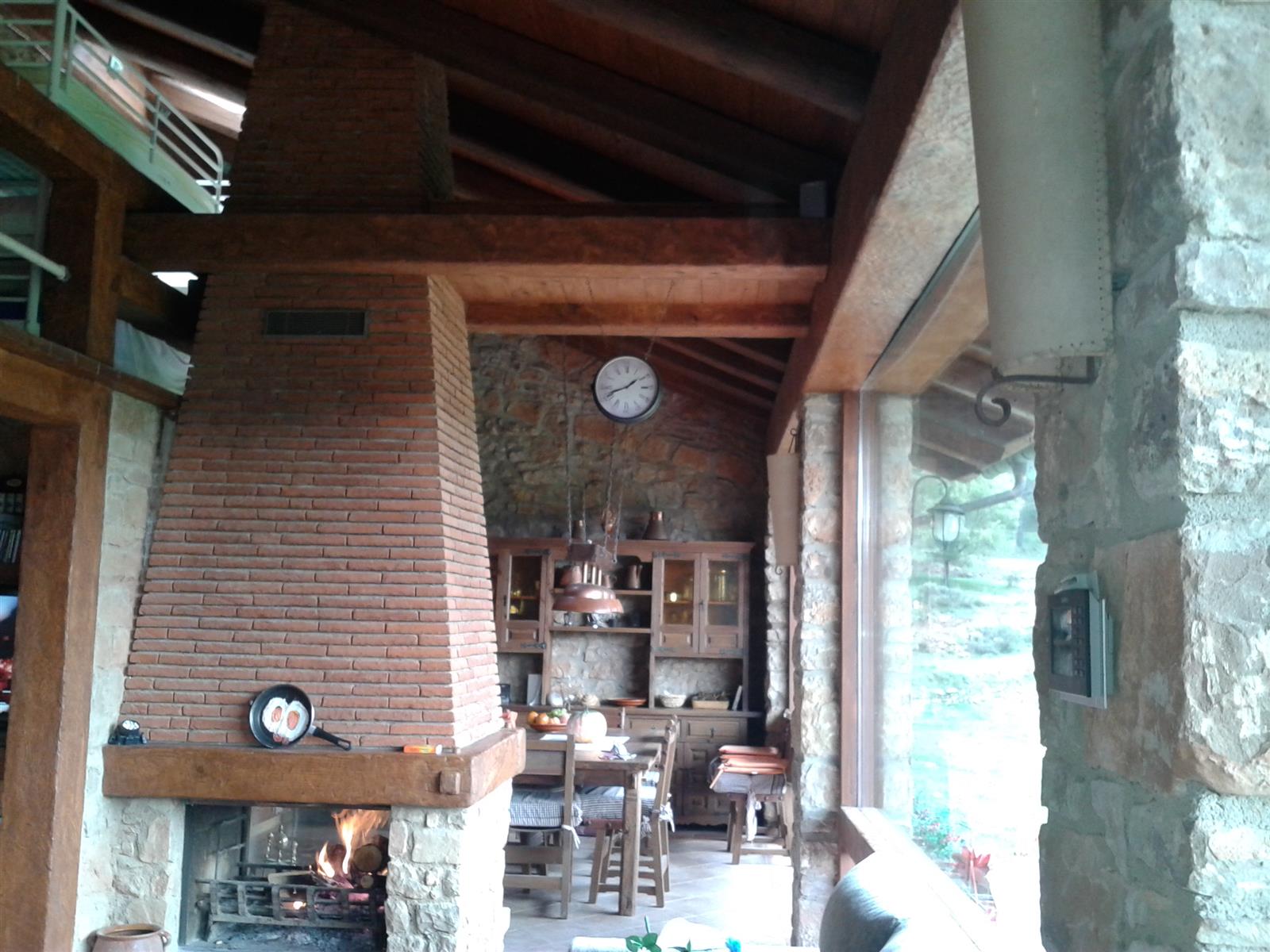 Casa en finca rústica de Can Cubell, con 6,5 hectáreas de terreno, en Ripoll · fotografía 16
